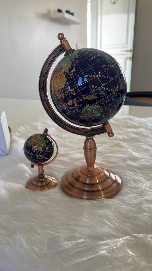 Big size globe
