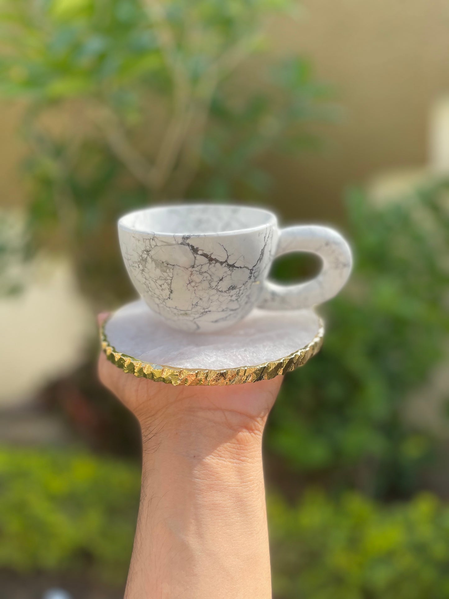 Howlite cup with white quartz coaster